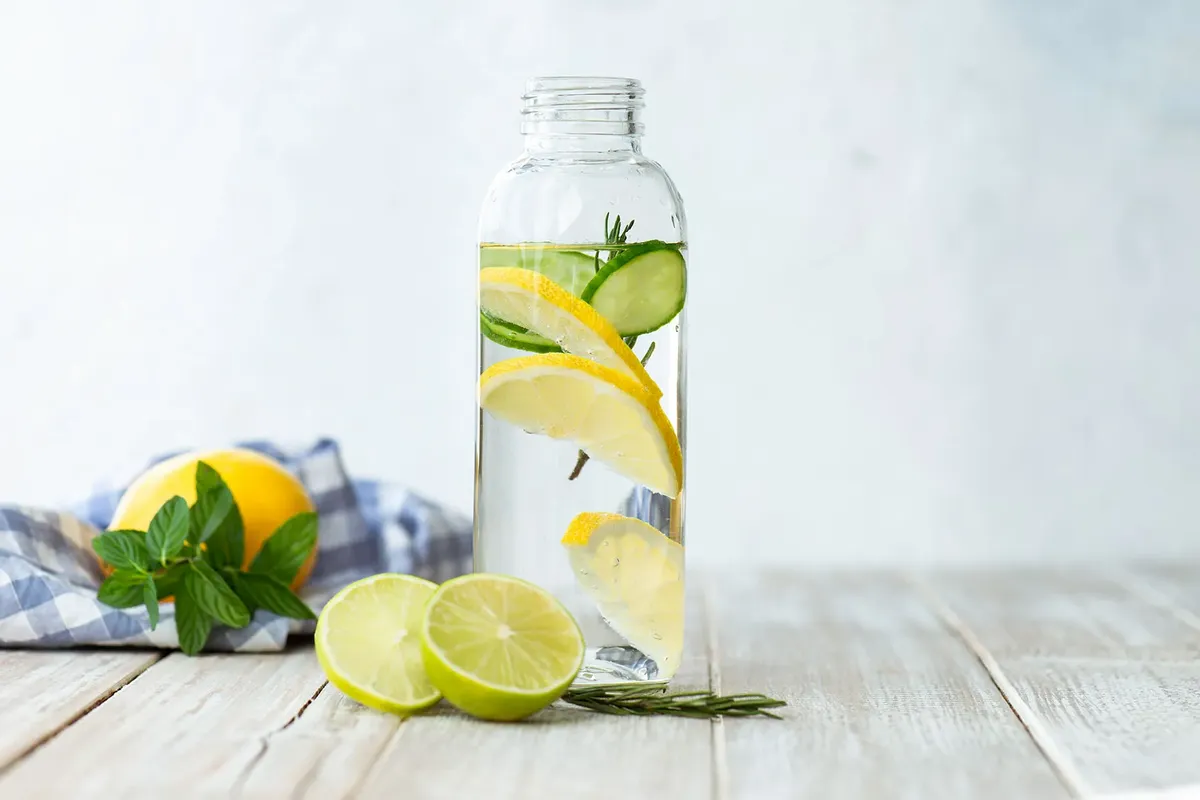 infused_lemon_cucumber_water_1302149011